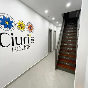ciuris-house.catania-hotels.net/